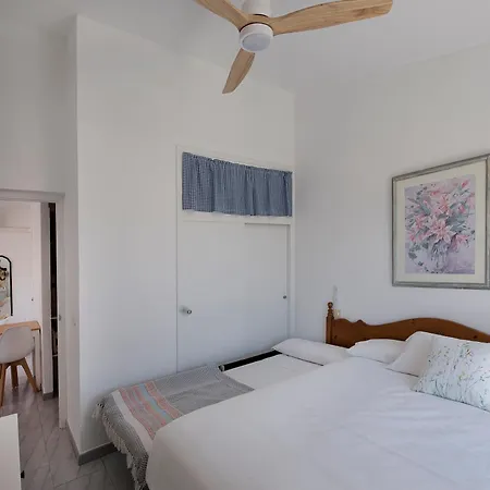 Apartamentos Las Brisas I & II Cala 'n Bosch Buitenkant foto